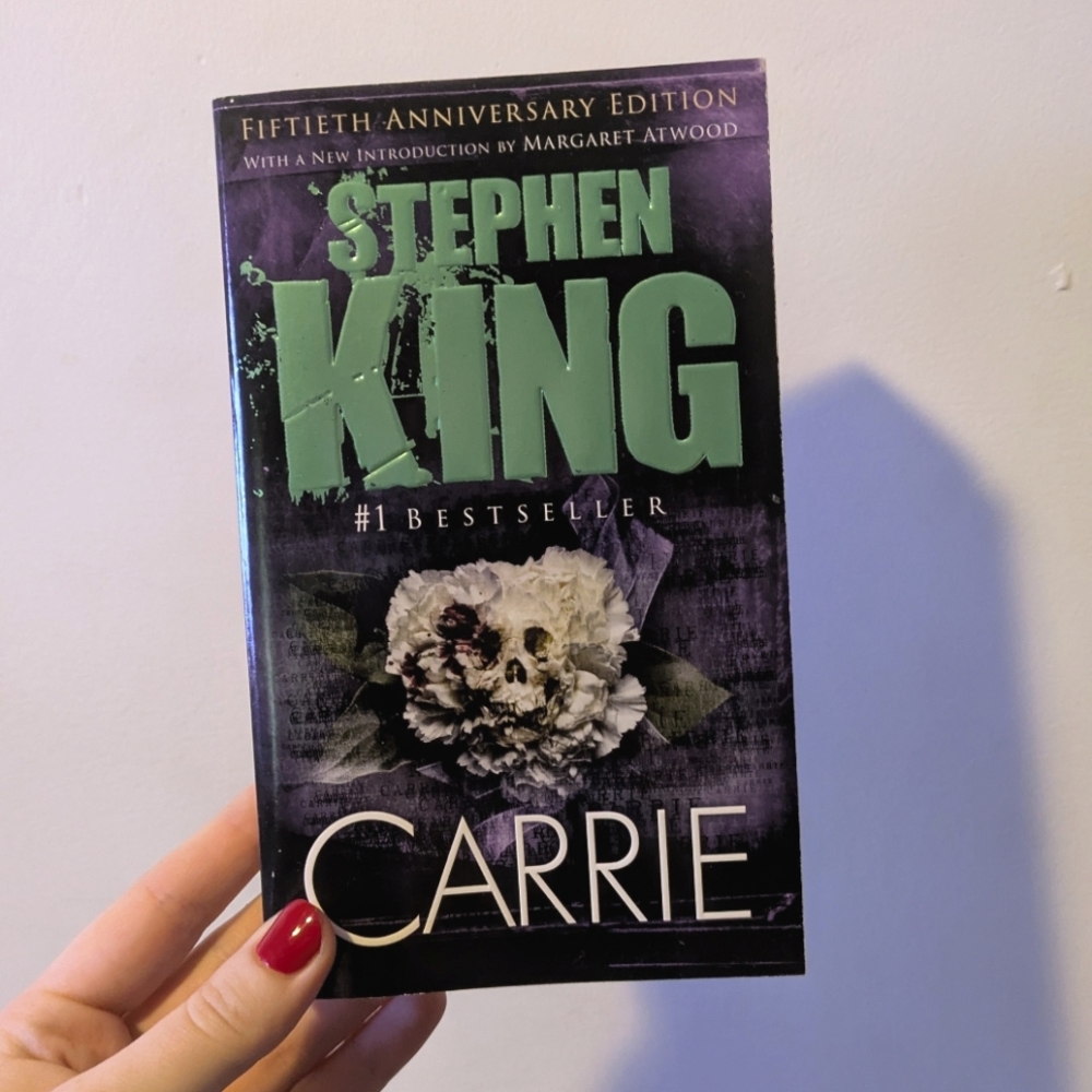 Carrie By Stephen King